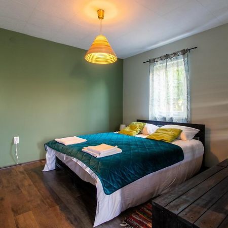 Ferienwohnung Seosko Domacinstvo Pustolov Stari Banovci Exterior foto